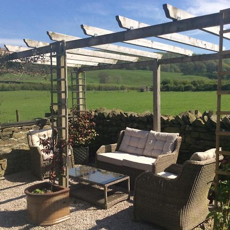 Crosslands Farm Hotel Kendal Exterior photo