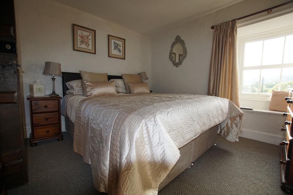 Crosslands Farm Hotel Kendal Exterior photo